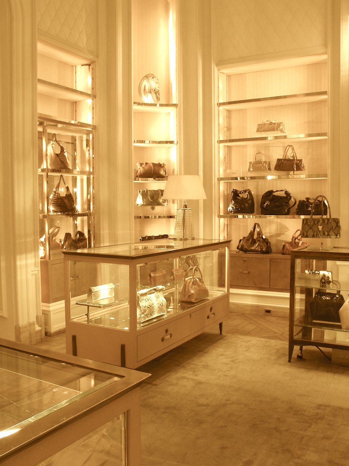 Bergdorf Goodman, photograph 10 of 14