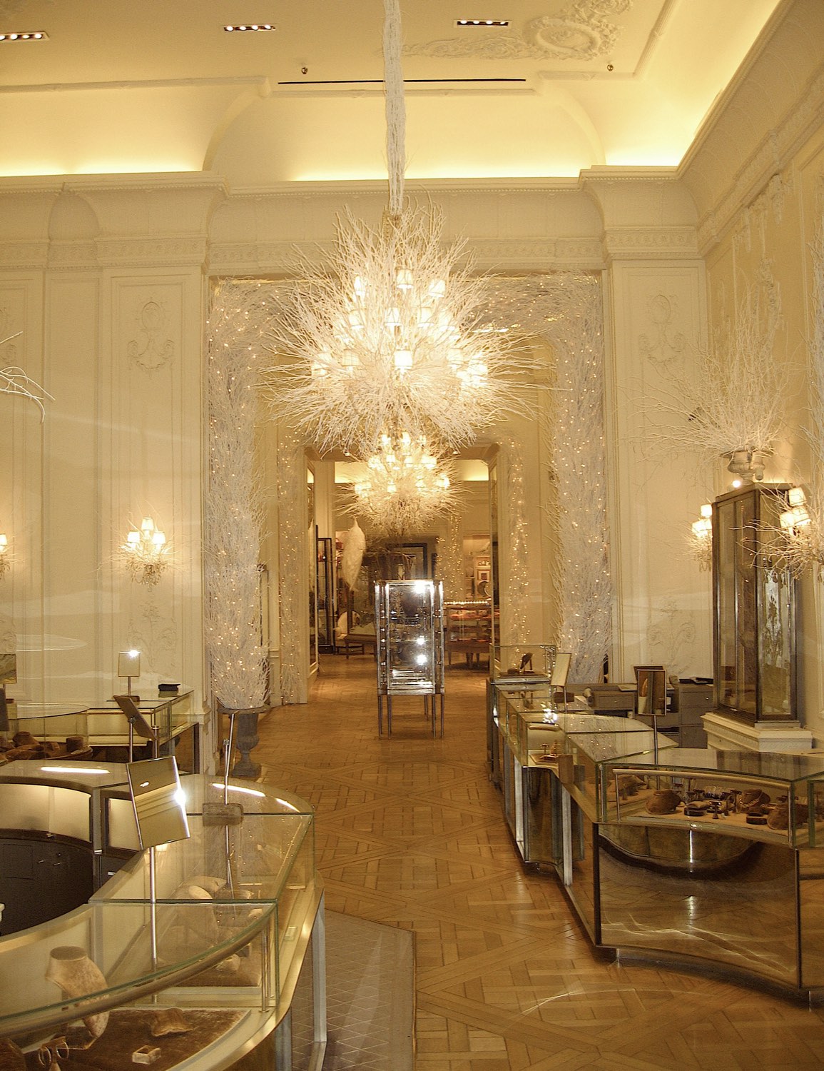 Bergdorf Goodman, photograph 11 of 14