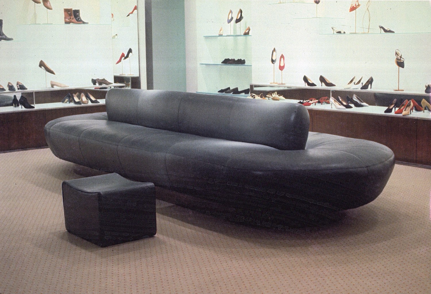 Furniture and Store Fixtures, photograph 17 of 21